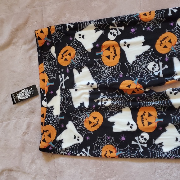 Halloween Buttery Soft Stretch Leggings Sz XL Ghost Pumpkin Spider Webs On Black - Picture 2 of 7